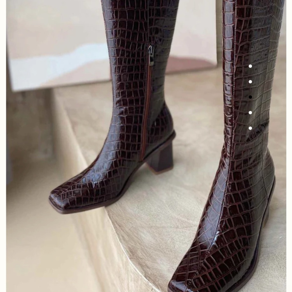 Looks like summer crocodile boots